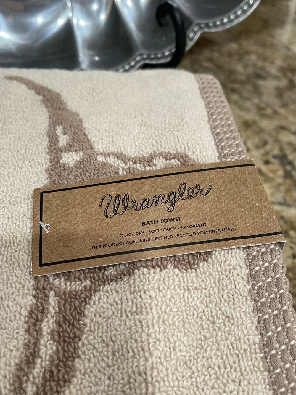 Wrangler STEER HEAD towel bundle - (2) bath, (2) hand towels & (2) fingertip NEW